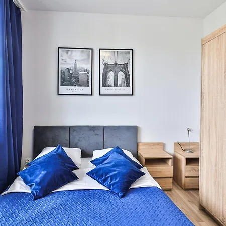 Pileckiego 59 By Perfect * ワルシャワ